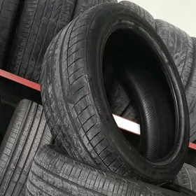 255 45 20  FORD TEKER