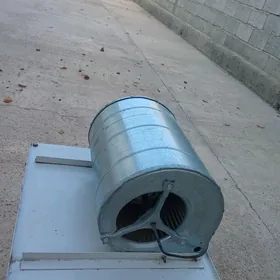 вытяжной вентилятор