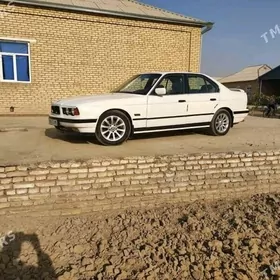 BMW 525 1990