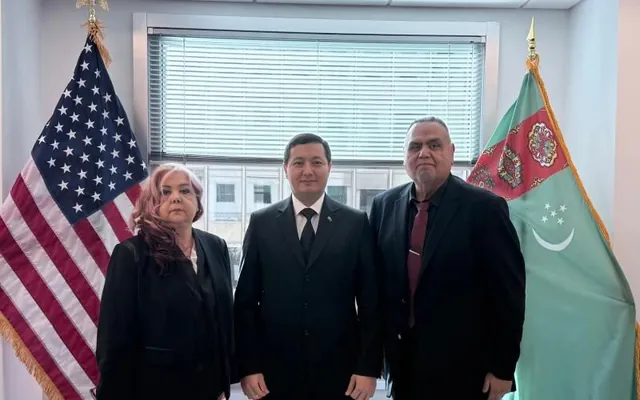 ABŞ-da Türkmenistanyň Bilim ministrliginiň we AC Language School kompaniýasynyň wekilleri duşuşdylar