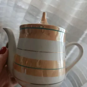 фарфор чайник 100м