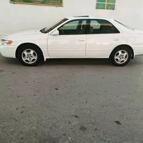 Toyota Camry 1999