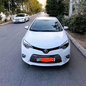 Toyota Corolla 2015