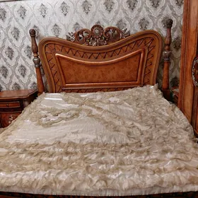 Gigant spalni komplekt