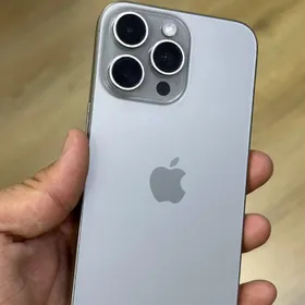 Iphone 15pro max 81256