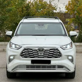 Toyota Highlander 2020