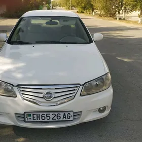 Nissan Sunny 2010