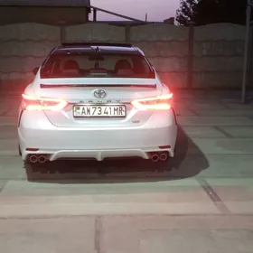 Toyota Camry 2020