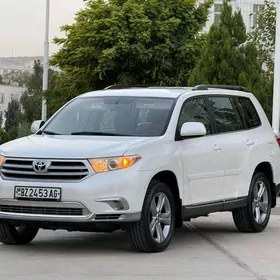 Toyota Highlander 2011