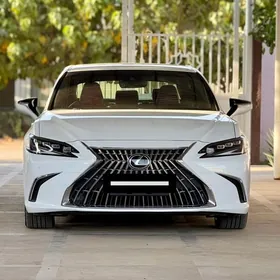 Lexus ES 350 2019