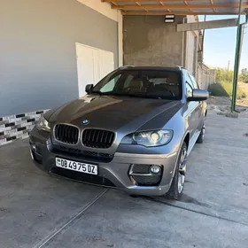 BMW X6 M 2011