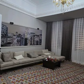 Podwoyski 3 kom 7 etaj