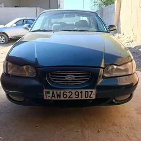 Hyundai Sonata 1997