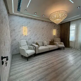 mir 4  9/4 etažy 2 komnat