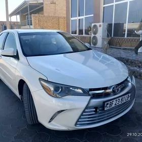 Toyota Camry 2015