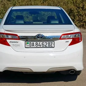 Toyota Camry 2012