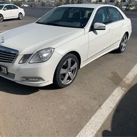 Mercedes-Benz E350 2011