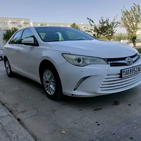 Toyota Camry 2016