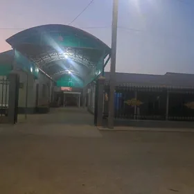 Ýaşlyk satlyk jaý