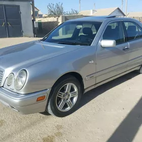 Mercedes-Benz E320 1997