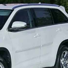 Highlander molding 2014-2019 y