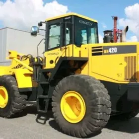 Komatsu WA420-3 2008