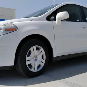 Nissan Versa 2010