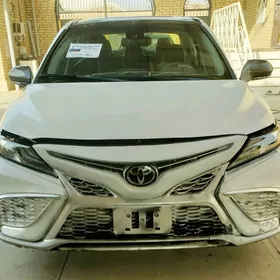Toyota Camry 2022