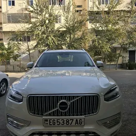 Volvo XC90 2016