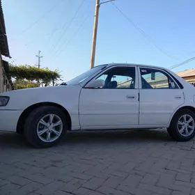 Toyota Corolla 2000