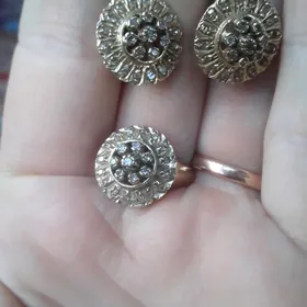 'Turkmenbashy' komplekt gyzyl