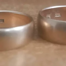 Золотые обручальные кольца