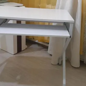 стол компьютерный в стиле лофт