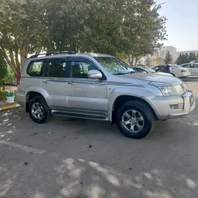 Toyota Land Cruiser Prado 2005