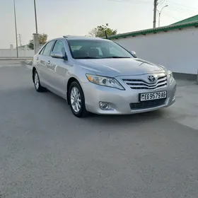 Toyota Camry 2010