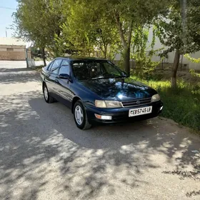 Toyota Corona 1993
