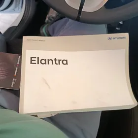 Hyundai Elantra 2020