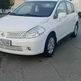 Nissan Versa 2010