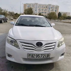 Toyota Camry 2010