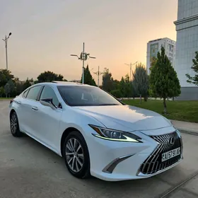 Lexus ES 350 2020