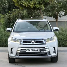 Toyota Highlander 2016