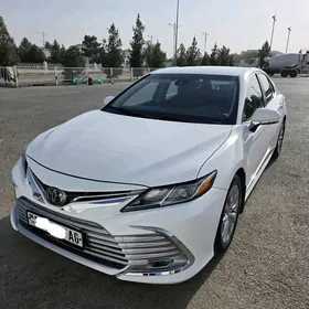 Toyota Camry 2020