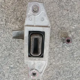 Hundai elantra mator sag padus