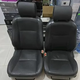 кресла от prado 2012