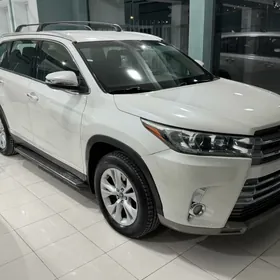 Toyota Highlander 2019
