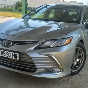 Toyota Camry 2020