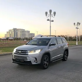 Toyota Highlander 2018