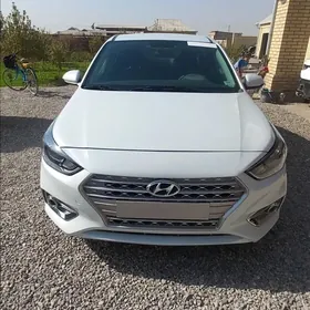 Hyundai Accent 2021
