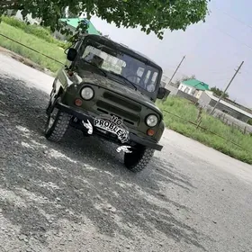 UAZ 469 2000