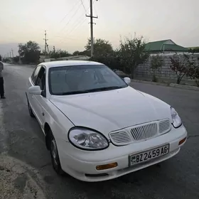 Daewoo Aveo 1998